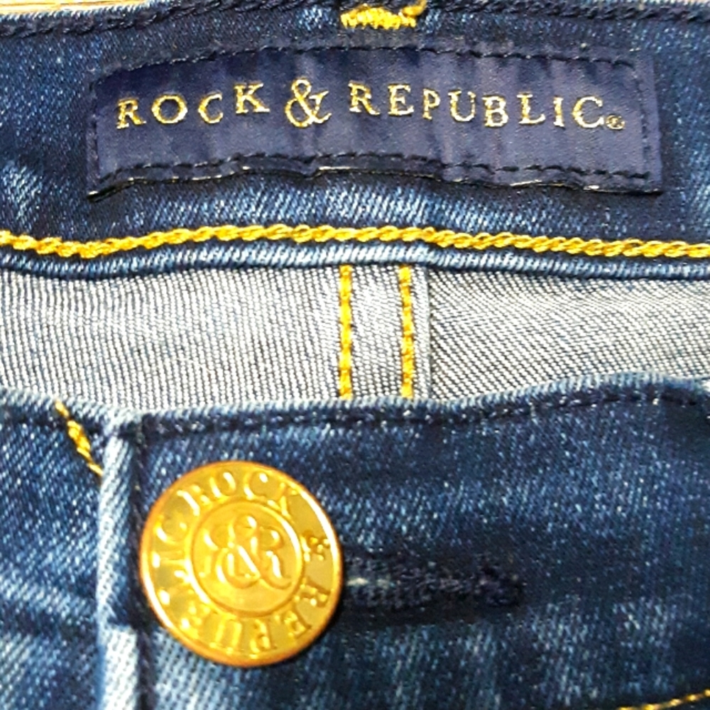 Rock and Republic Berlin mid rise skinny blue jeans